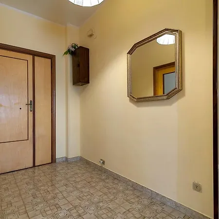 Apartment Hintown